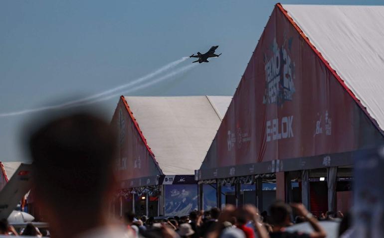 TEKNOFEST İstanbula ikinci gününde ziyaretçi akını