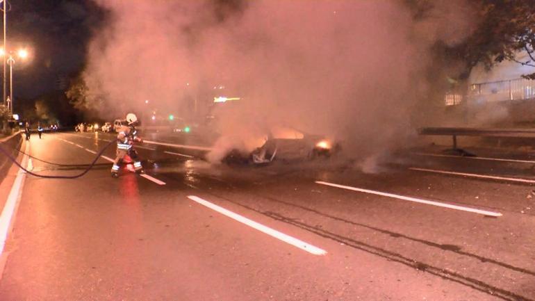 Esenlerde takla atan otomobil alev aldı: 5 yaralı