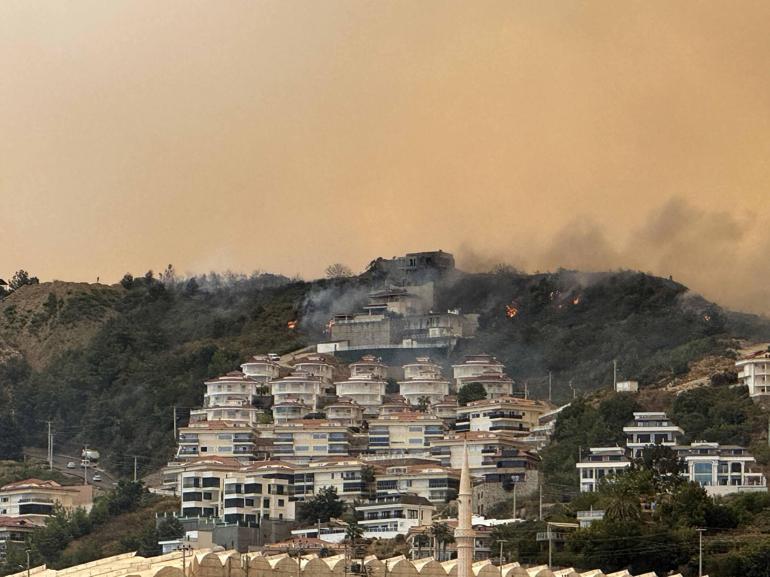 Alanyadaki orman yangınında 2nci gün