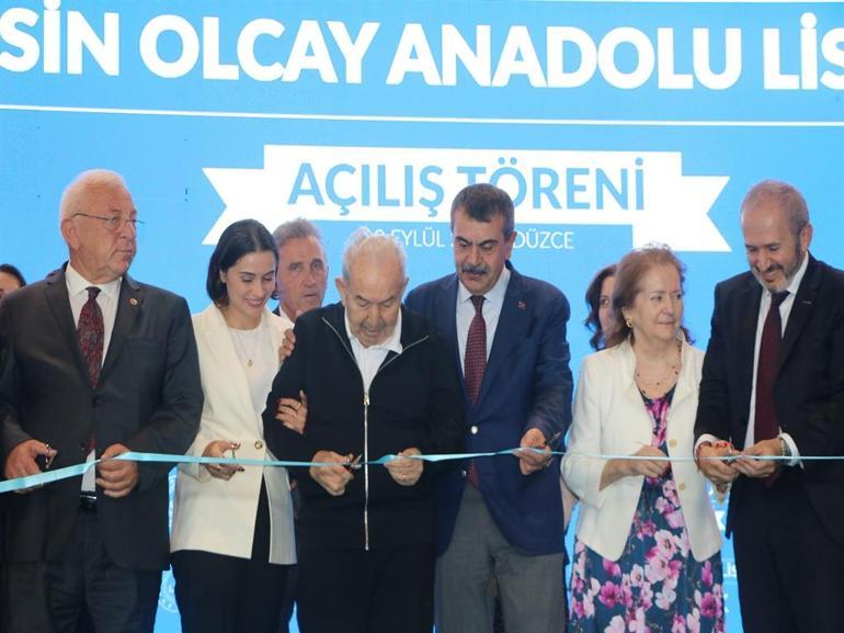 Bakan Tekin’den okullara sürpriz ziyaret