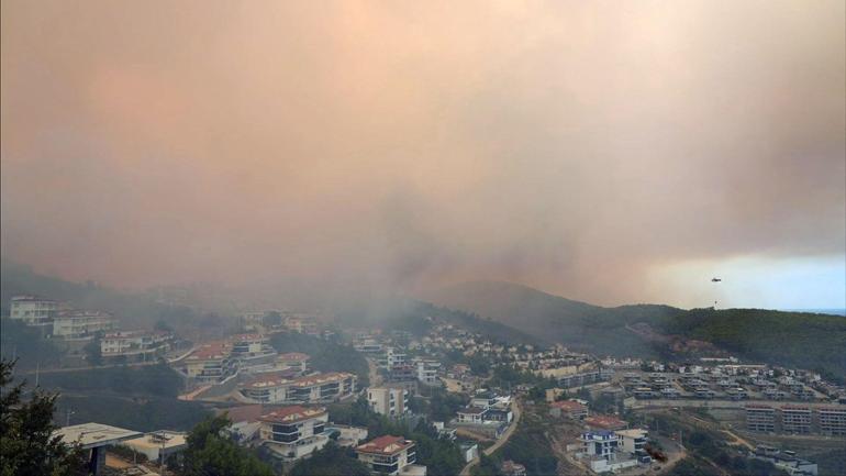 Alanyadaki orman yangınında 2nci gün