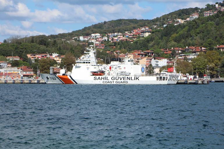 İstanbul Boğazında kaza yapan ‘Artvin’ isimli gemi Büyükdere açıklarına çekildi