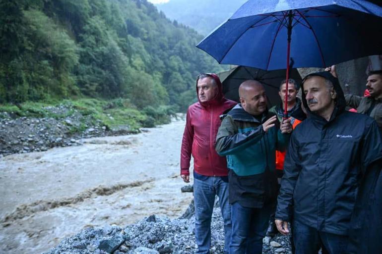 Rizede yağış, sel ve heyelana neden oldu