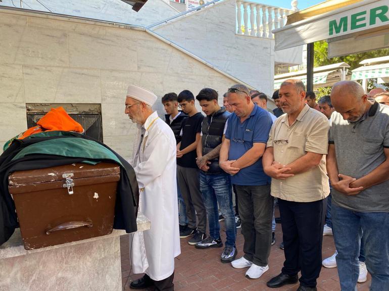 Eşya taşıma sırasında üzerine koltuk düşen 9 yaşındaki Ebrar öldü