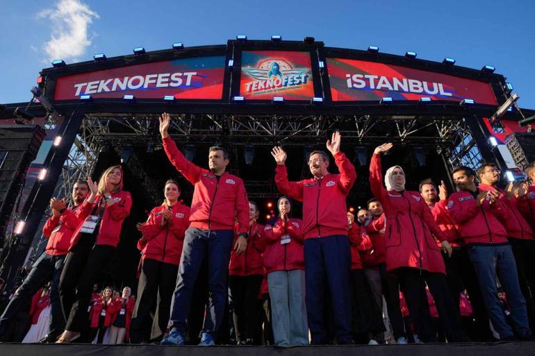TEKNOFEST İstanbul 1 milyon 32 bin ziyaretçiyi ağırladı