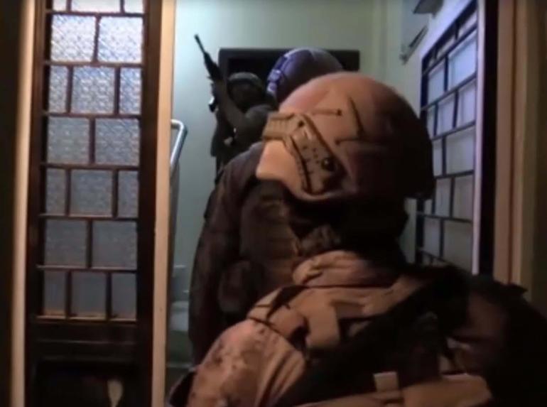 İzmirde terör operasyonu: 10 gözaltı