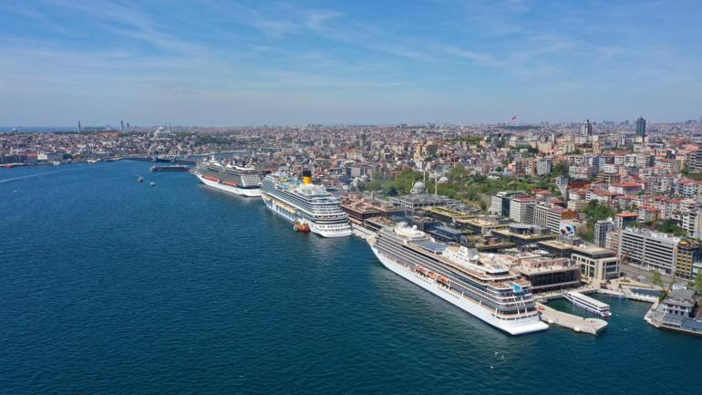 Bakan Ersoy: Kruvaziyer turizminde tarihi bir yükseliş yaşıyoruz