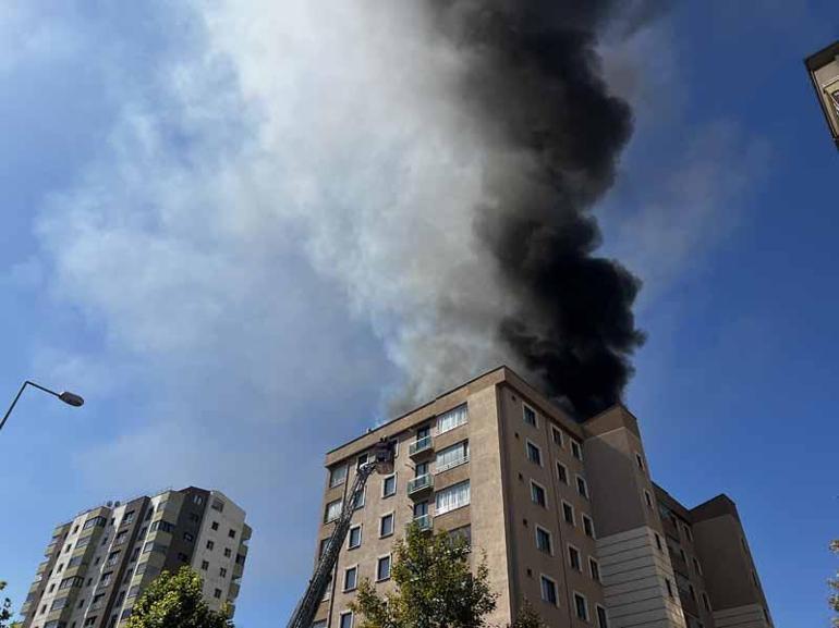 8 katlı binanın çatısında çıkan yangın söndürüldü