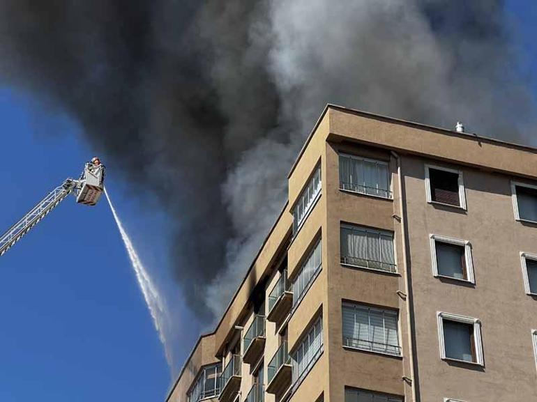 8 katlı binanın çatısında çıkan yangın söndürüldü