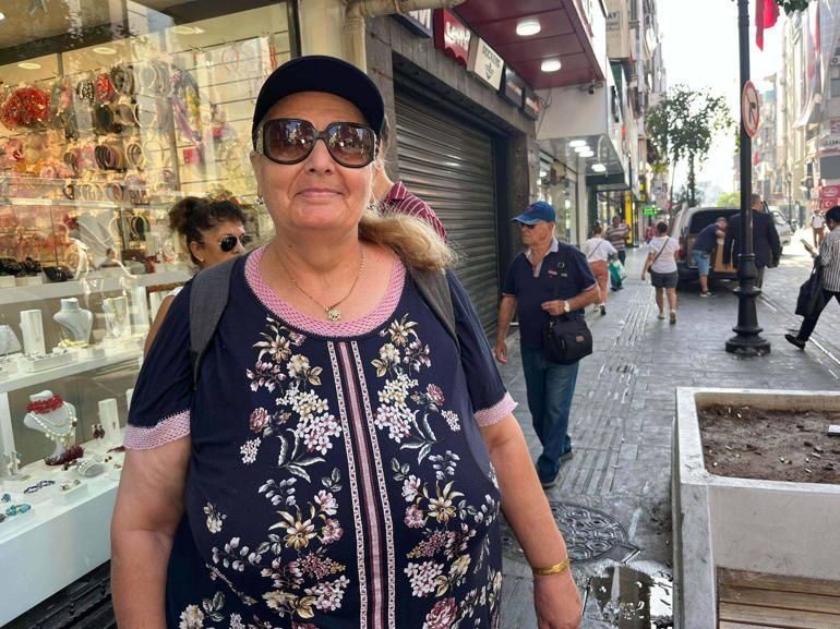 Karşıyakada işçiler yeniden eyleme başladı; oluşan çöp yığınları tepkiye neden oldu