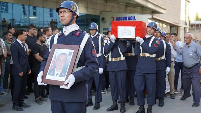 Siirt’te görevli karakol komutanı astsubay, kalp yetmezliğinden hayatını kaybetti