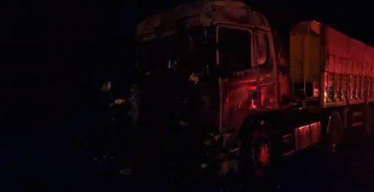 Çorumda TIR alev alev yandı