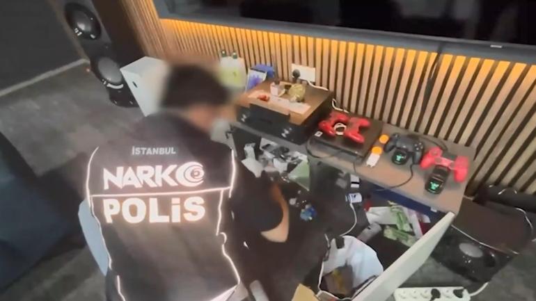 İstanbulda 696 kilogram uyuşturucu madde ve 1,5 milyon hap ele geçirildi: 13 kişi tutuklandı