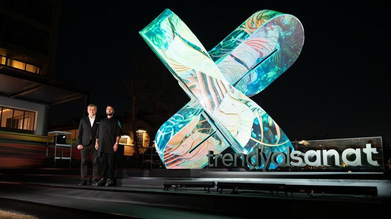 Güvenç Özel’in ‘Neuroflux’ı Contemporary Istanbul’da sanatseverlerle buluştu