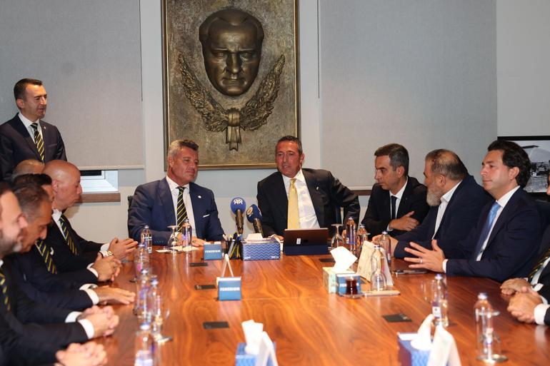Fenerbahçede başkan Sadettin Saran mazbatasını aldı