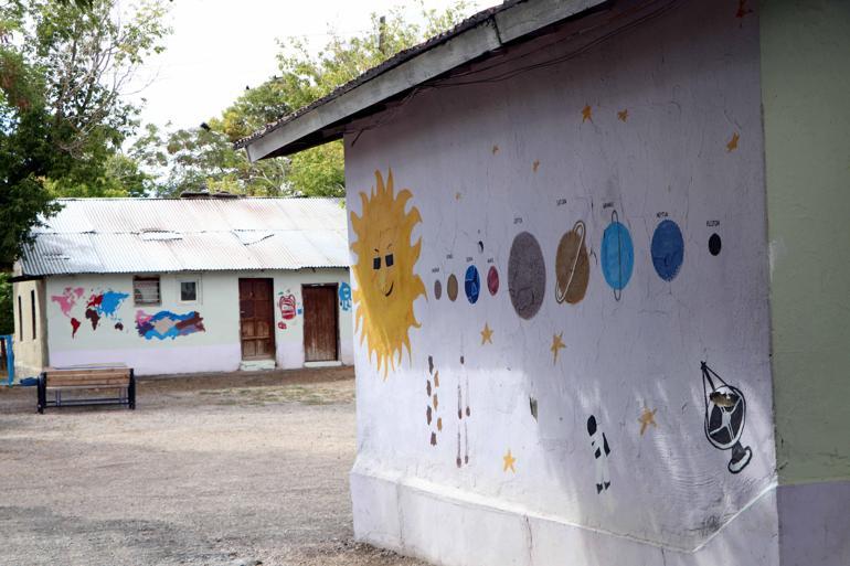 Hatice öğretmen, hayalini kurduğu projeyi görev yaptığı köy okulunda gerçekleştirdi