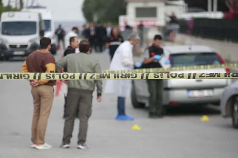 Yalova Adliyesi önünde silahlı saldırı: 1 ölü, 1 yaralı