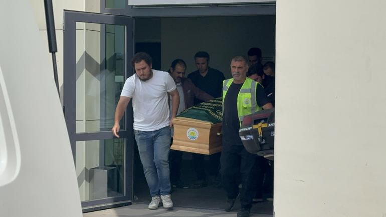 Şarkıcı Güllü, Yalovada evinin balkonundan düşüp hayatını kaybetti