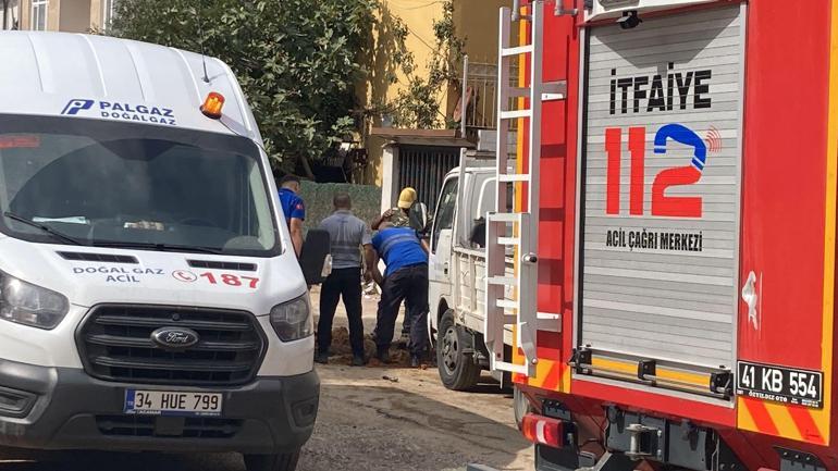 İş makinesiyle yapılan çalışma sırasında doğal gaz borusu patladı