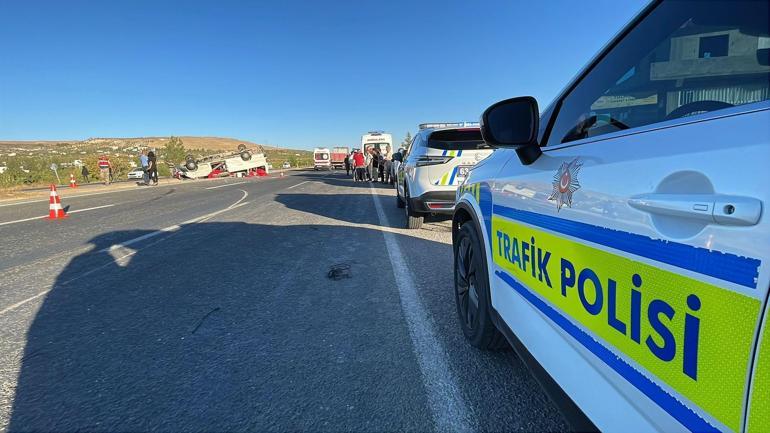 Şanlıurfa’da tütün işçilerinin taşındığı minibüs devrildi: 20 yaralı