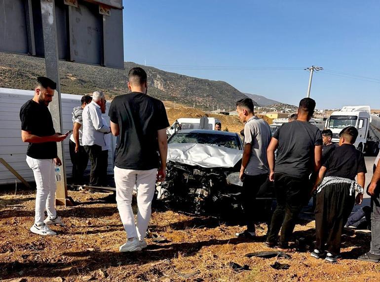 Gaziantep’te otomobil ile minibüs çarpıştı: 6 yaralı