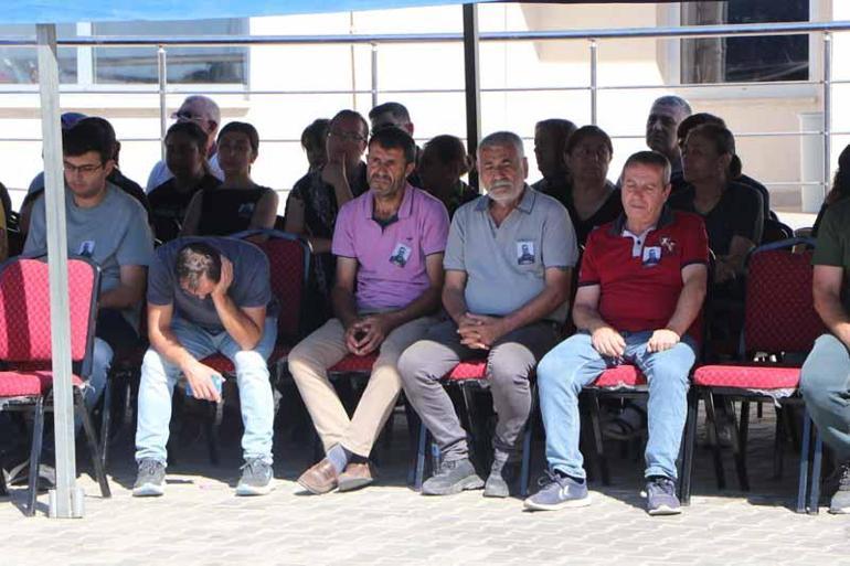 Kazada ölen cezaevi memurları, son yolculuklarına uğurlandı; Berk sensiz yapamam, açın tabutu