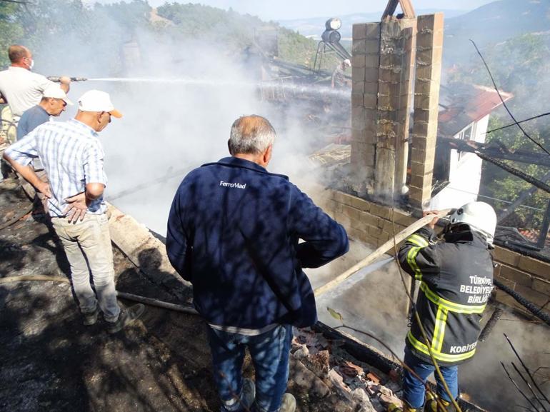Evde çıkan yangın ormana sıçramadan söndürüldü