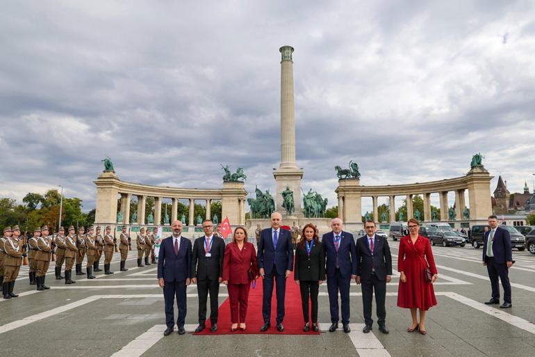 TBMM Başkanı Kurtulmuş, Türkiye’nin Budapeşte Büyükelçiliği’ni ziyaret etti