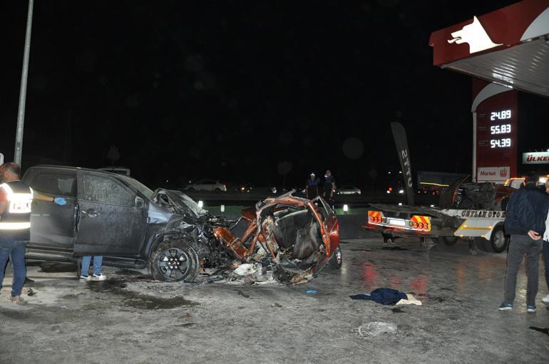 Manisada 5 kişinin öldüğü kaza kamerada