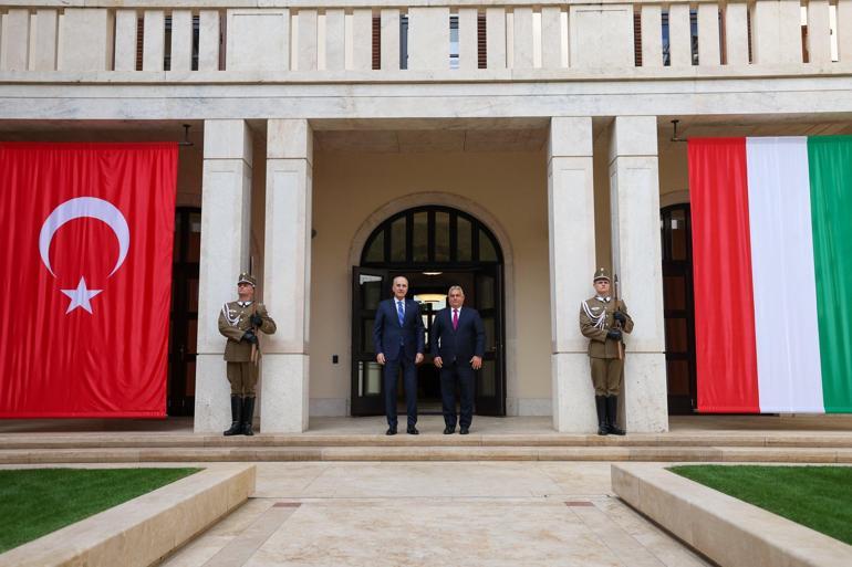 TBMM Başkanı Kurtulmuş, Macaristan Başbakanı Orban ile görüştü