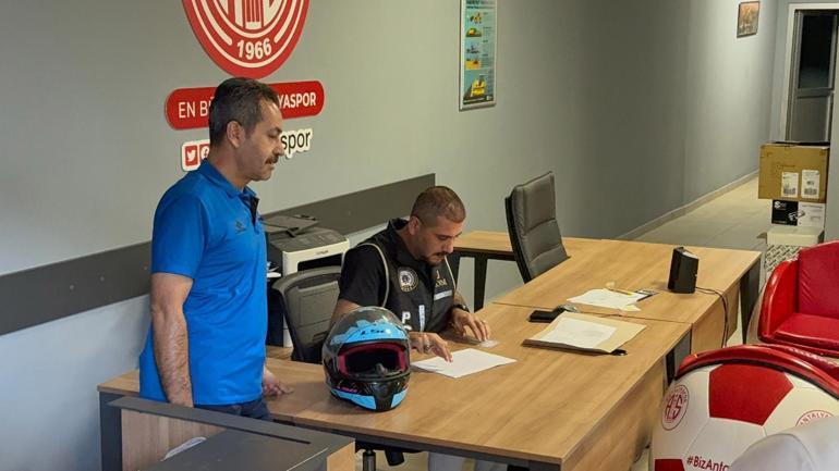 Antalya Büyükşehir Belediyesi’ne yönelik 6ncı dalga rüşvet operasyonu: 16 gözaltı