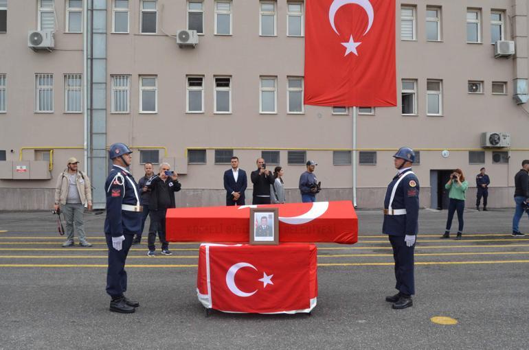 Aksaray’da otoyolda kaza: 2 asker şehit oldu, 1 sivil öldü