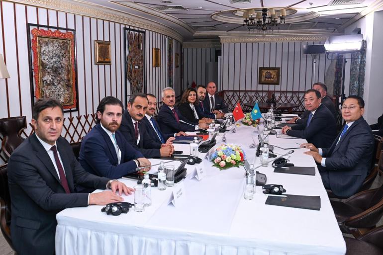Bakan Uraloğlu, Kazakistan’da ikili görüşmeler gerçekleştirdi