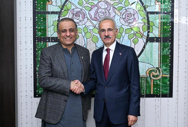 Bakan Uraloğlu, Kazakistan’da ikili görüşmeler gerçekleştirdi