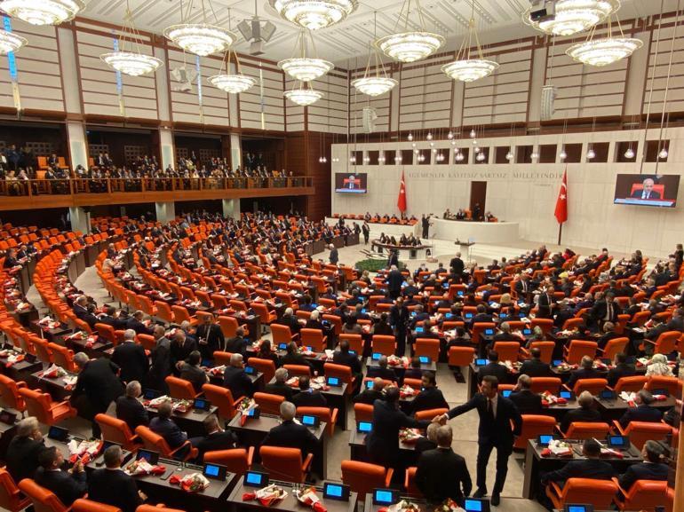 Mecliste yeni yasama yılı başladı