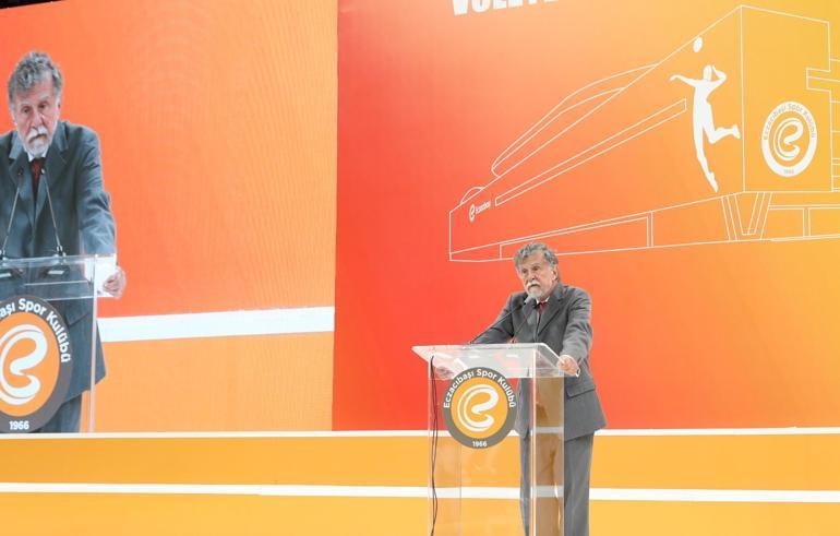 Eczacıbaşı Spor Kulübü yeni salonunu törenle açtı