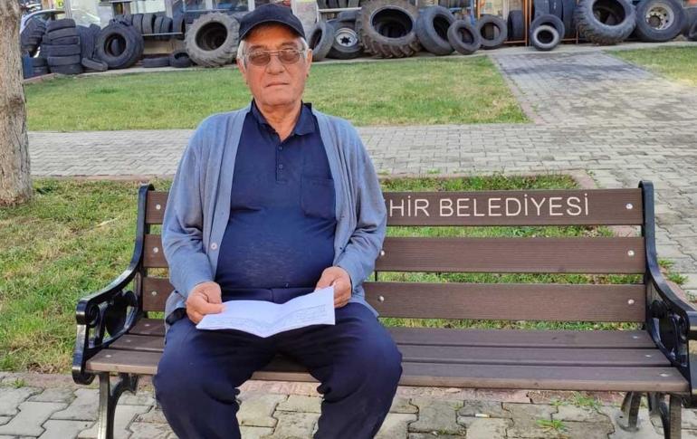 İsim benzerliği nedeniyle kayıtlara ‘ölü’ olarak geçti; yaşadığını ispatlamaya çalışıyor