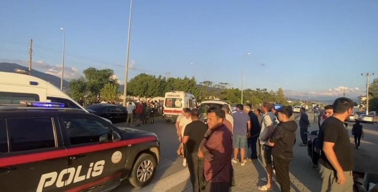 Fethiyede iki otomobil çarpıştı: 6 yaralı