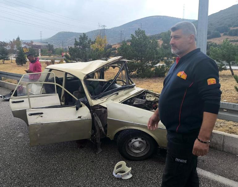 2 otomobil ile TIR çarpıştı: 2 ölü, 3 yaralı