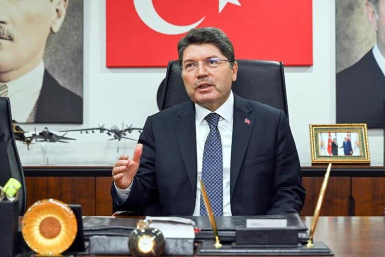 Bakan Tunç: Alıkoyduğunuz insan hakları savunucularını serbest bırakmanız gerekir