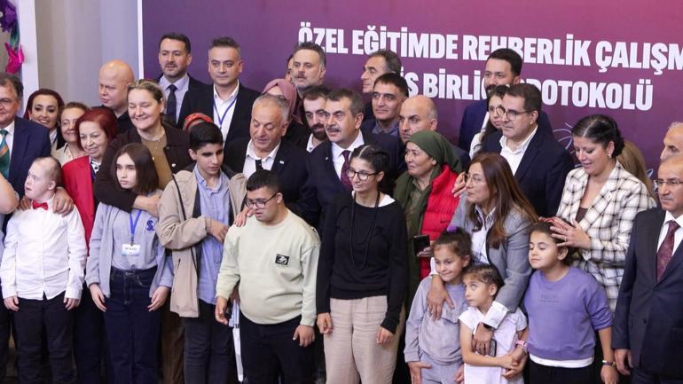 Bakan Tekin: Özel rehabilitasyon merkezlerinde eğitim desteği verdiğimiz yaklaşık 600 bin özel eğitim öğrencimiz daha var
