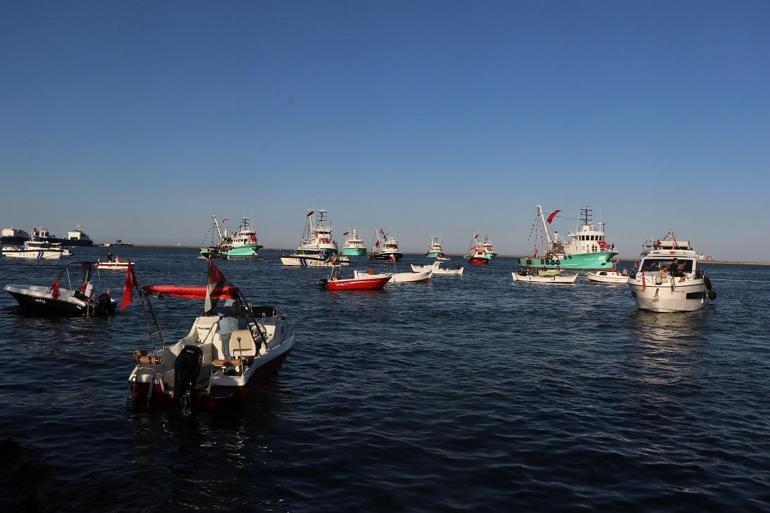 Samsun’da Filistin’e destek için tekneler kortej oluşturdu