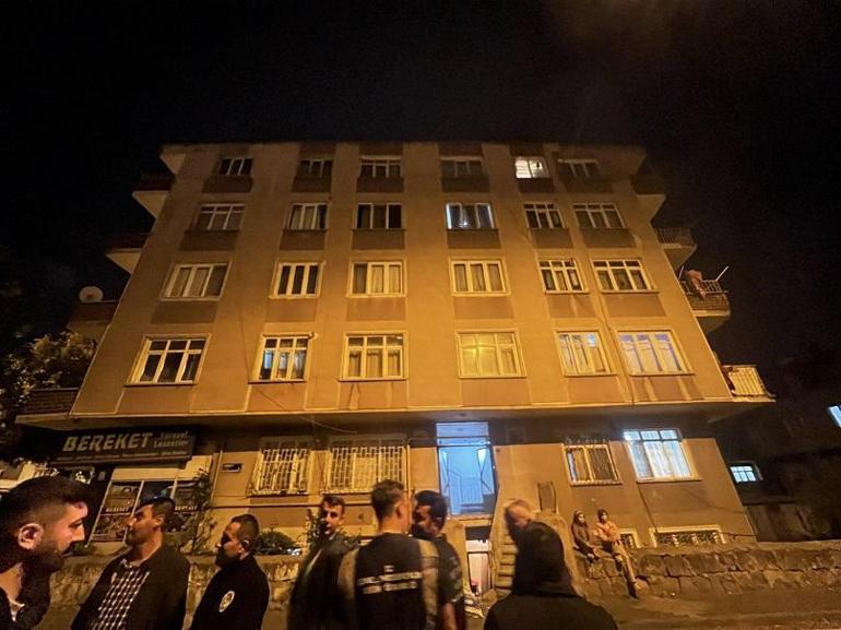 Kayseride evin seramiği patladı; bina boşaltıldı