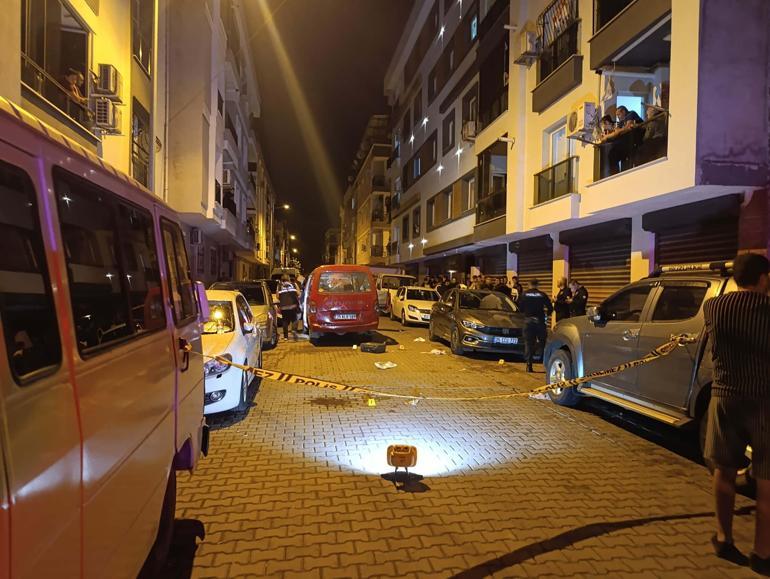 Manisada seyir halindeki kamyonete silahlı saldırı; 3 yaralı