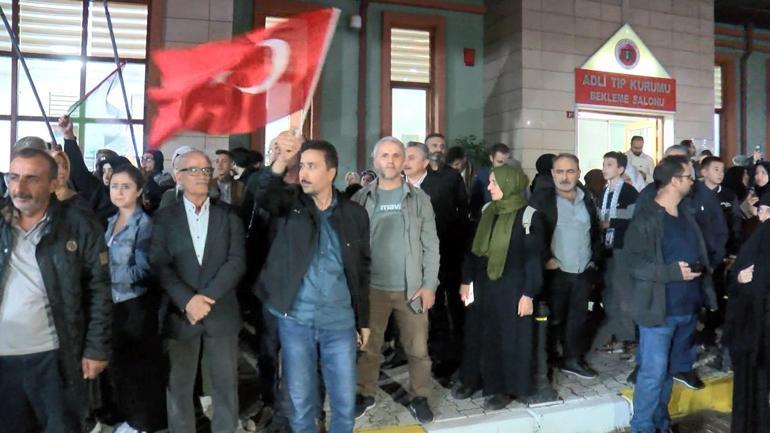 Küresel Sumud Filosu teknelerinde alıkonulan aktivistler sağlık kontrolü için Adli Tıp Kurumuna getirildi