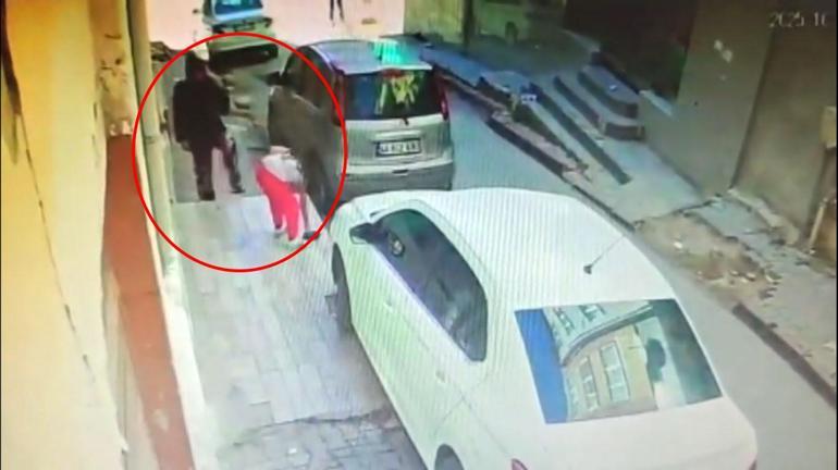 600 bin TLlik altın bulunan keseyi alan kişiler, yüz tanıma sistemiyle tespit edildi