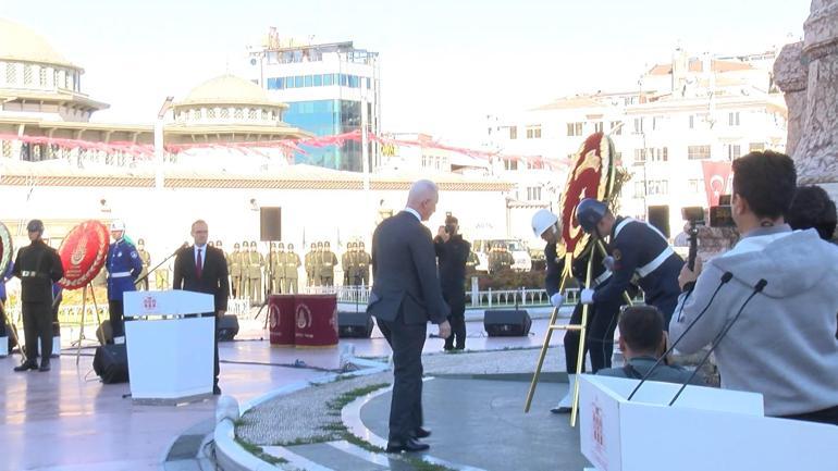Taksimde İstanbulun kurtuluşunun 102nci yıl dönümü törenle kutlandı
