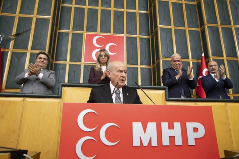 Bahçeli: Suça karışmamış kim varsa gelip ailesiyle kucaklaşmalıdır