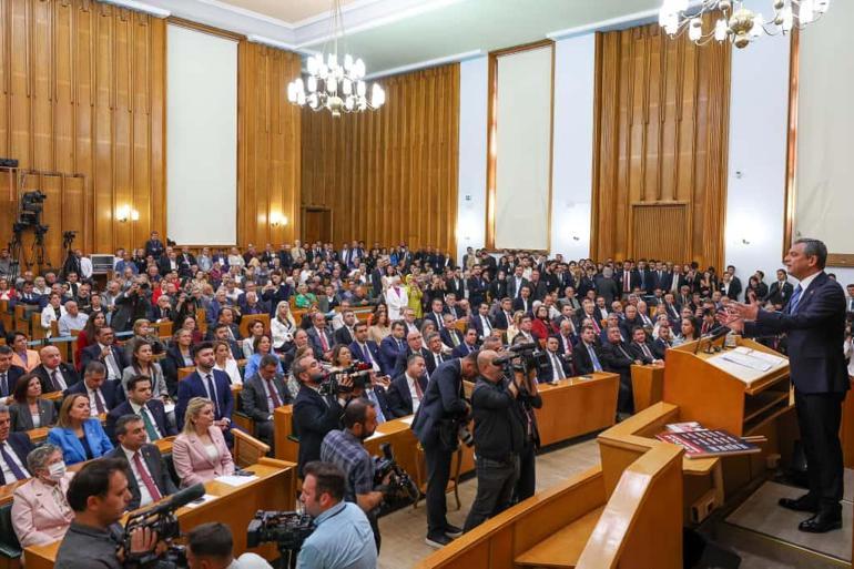 Özgür Özel: Meclisi saygın, vatandaşı perişan bir ülke olmaz