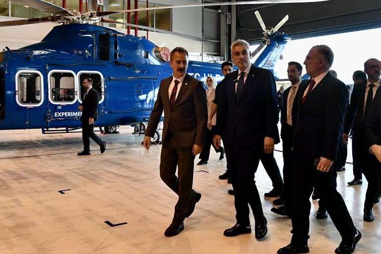 Sağlık Bakanı Memişoğlu TUSAŞ’I ziyaret etti